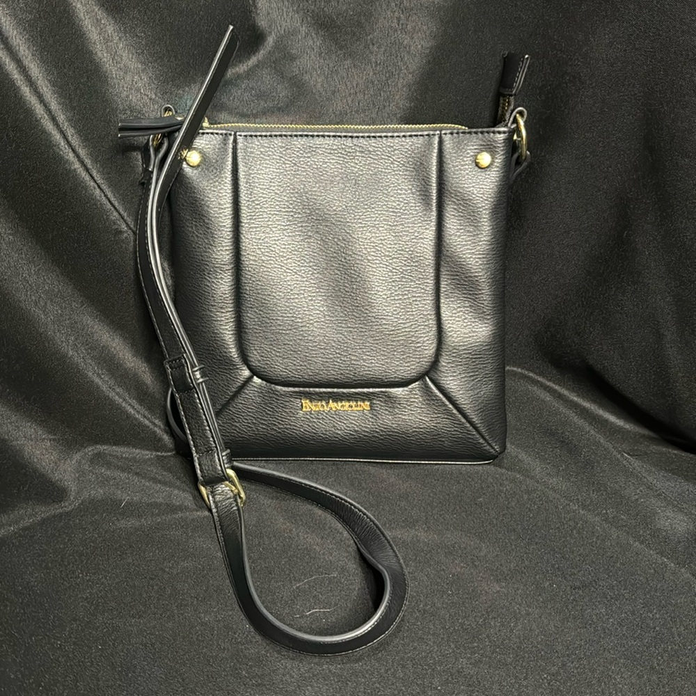 Enzo Angiolini black crossbody bag